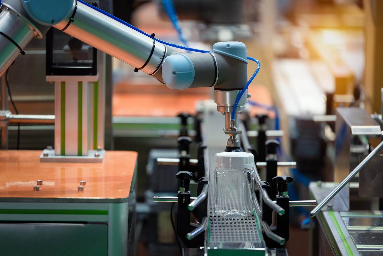 Cobot in farma by elenco